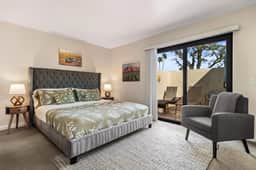 Splendid Desert Modern