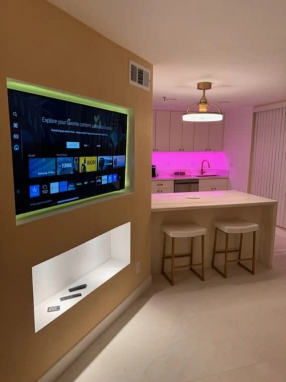 Naked Getaway 1 Bedroom 1 Bath